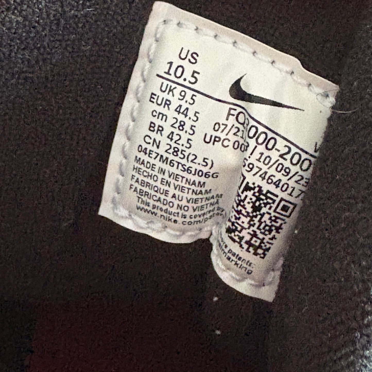 Supreme X Nike SB darwin low desert camo (UK9.5)