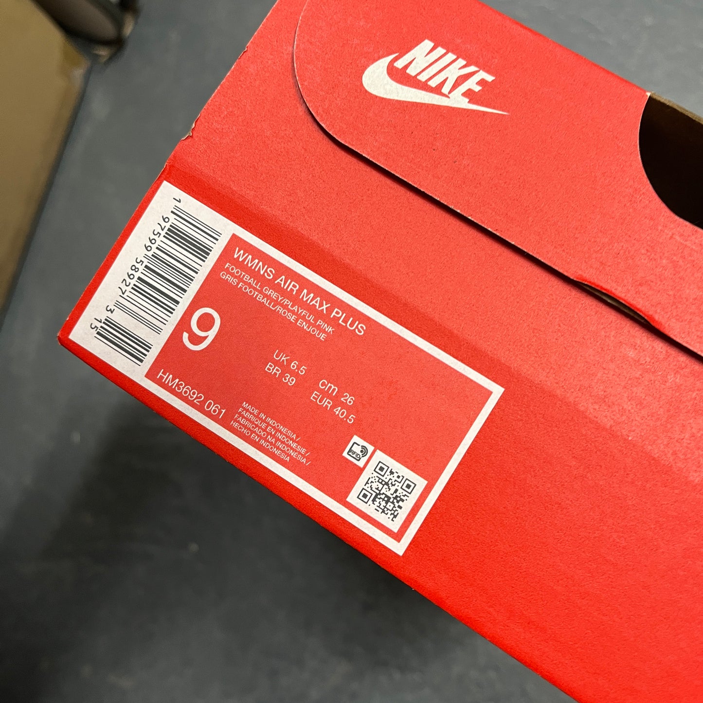 Nike air max plus TN paw print BNWT UNRELEASED (UK6.5)
