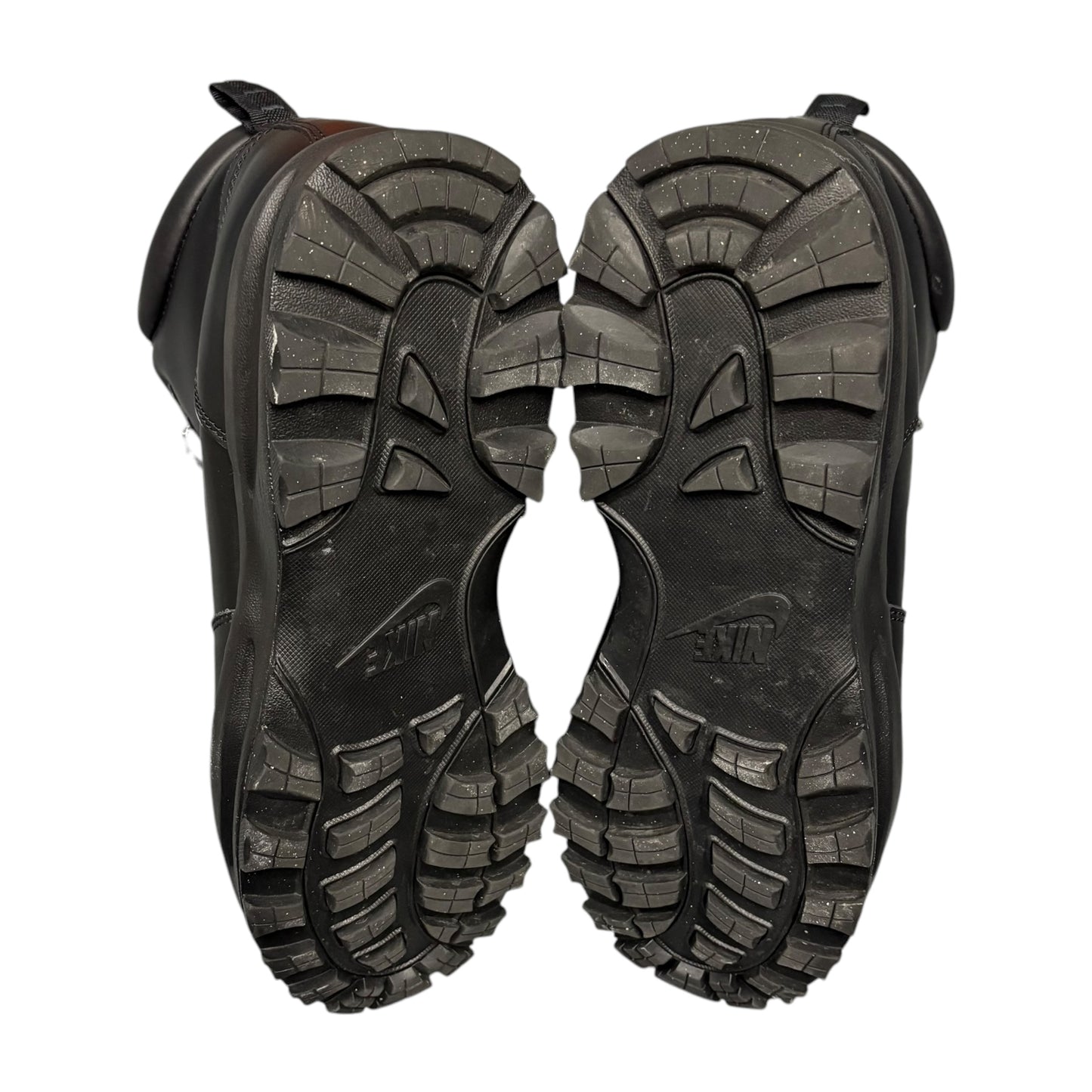 Nike manoa black boot (UK11)