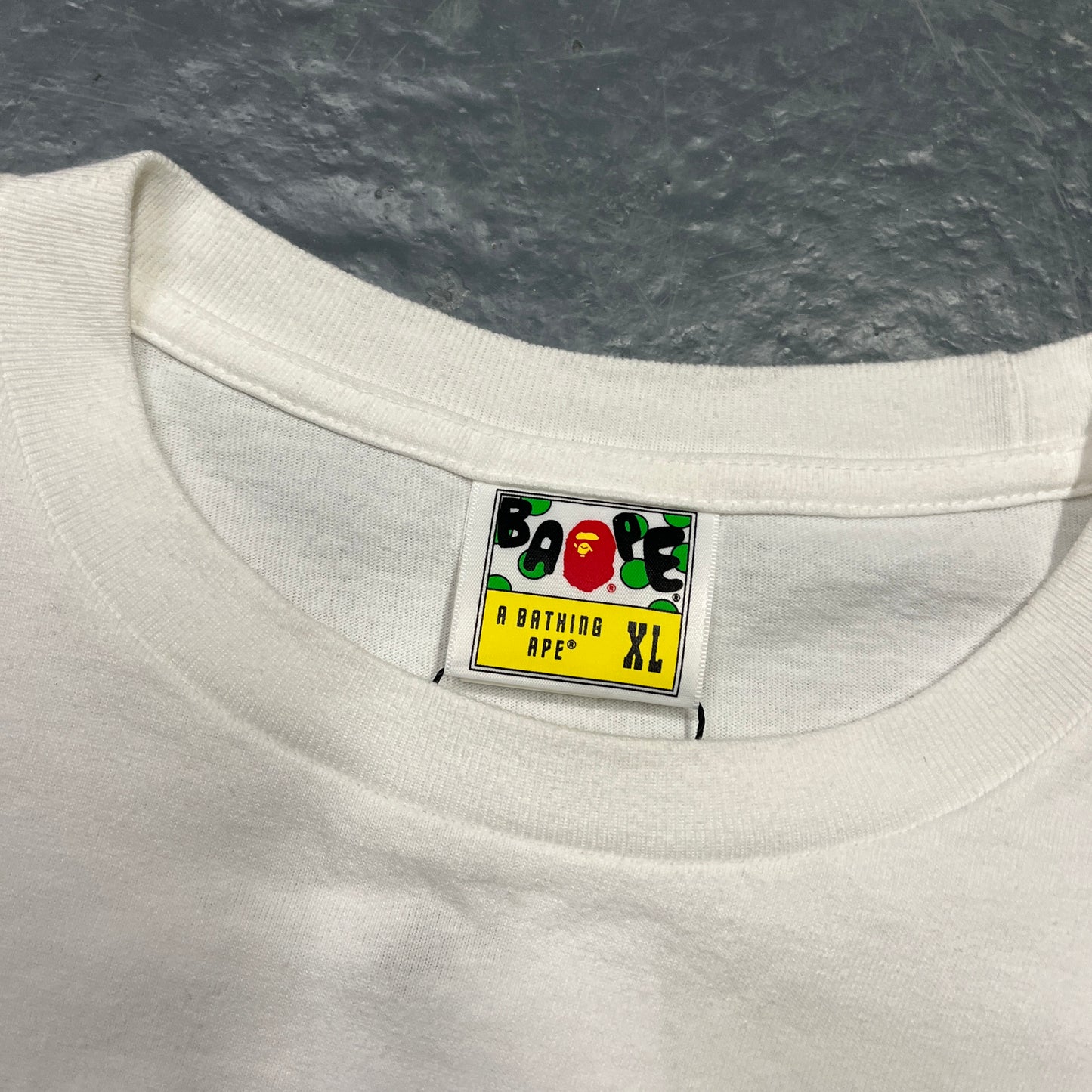 BAPE white ape logo tee (XL)