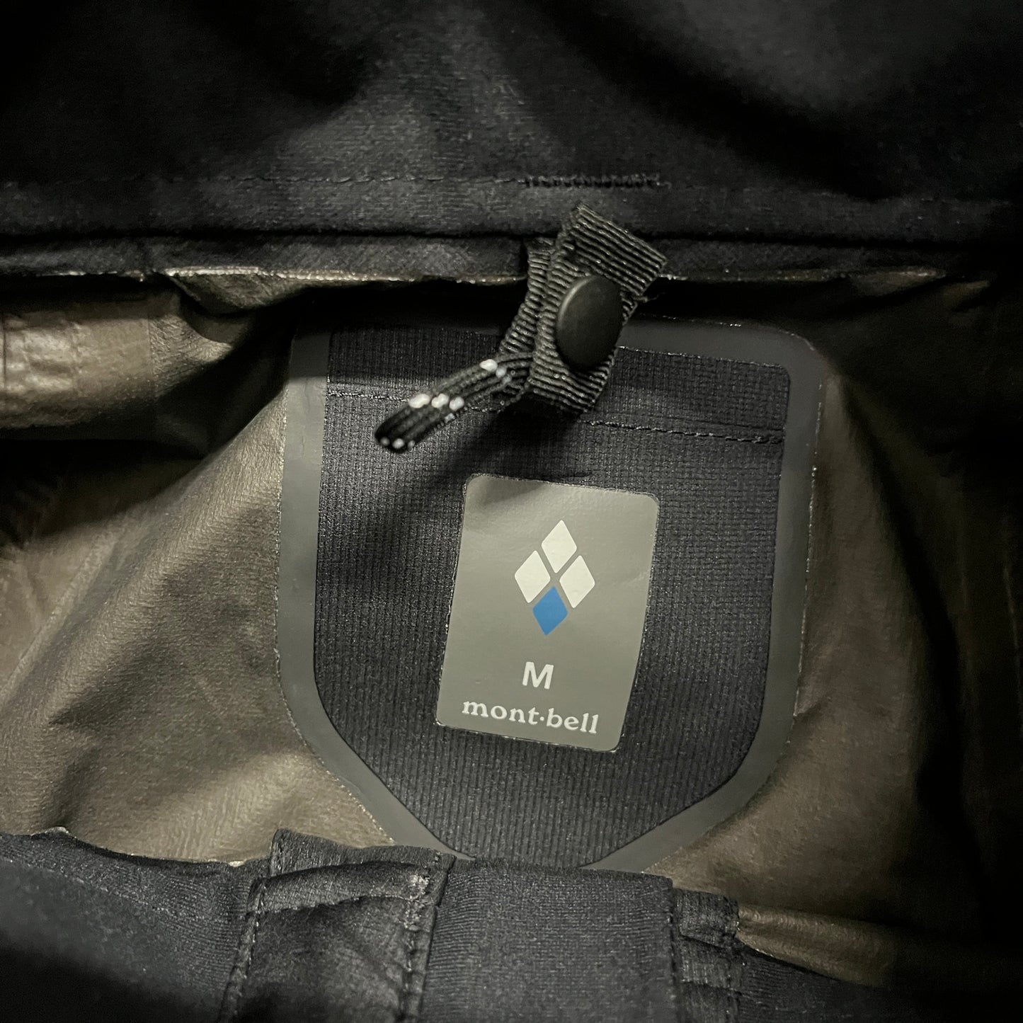 Montbell black goretex shell jacket (M)