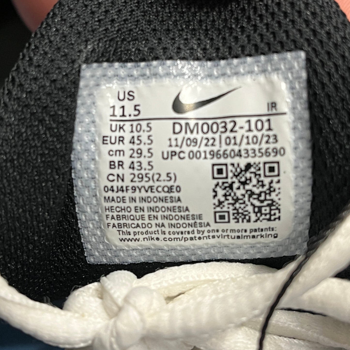 Nike TN university blue and gold (UK10.5)