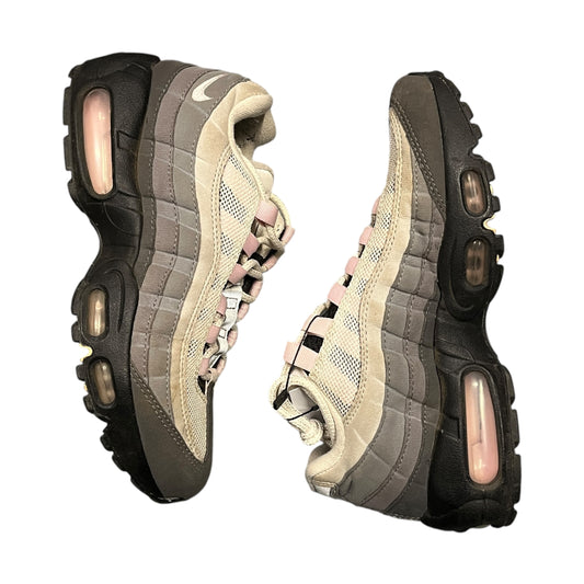 Nike air max 95 pink foam (UK3.5)