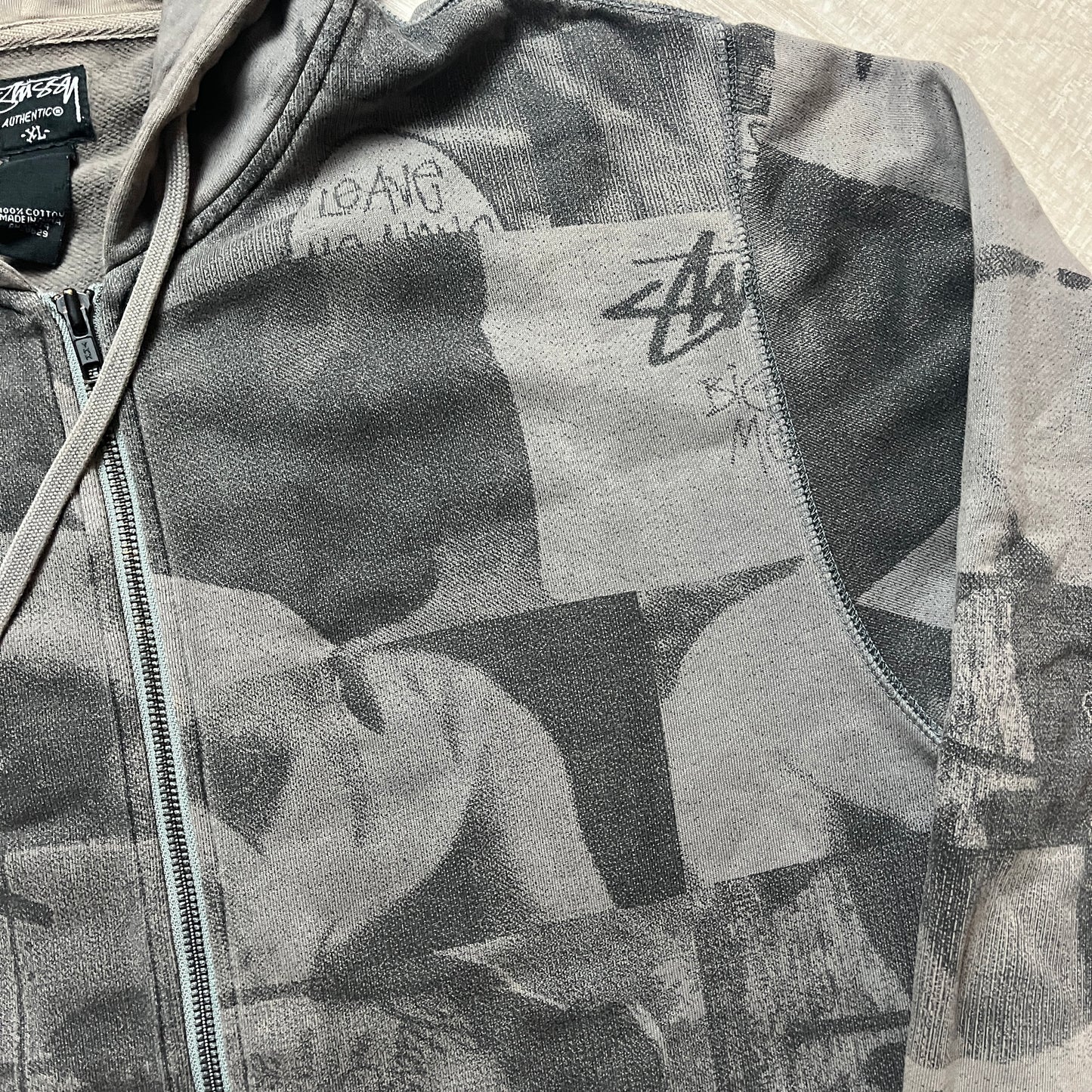 Stussy black bulldog zipup (S)