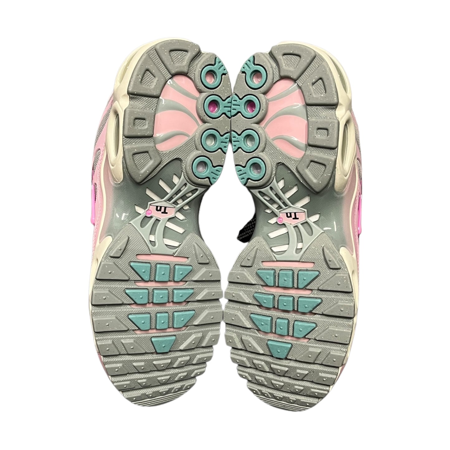 Nike air max plus TN paw print BNWT UNRELEASED (UK6.5)