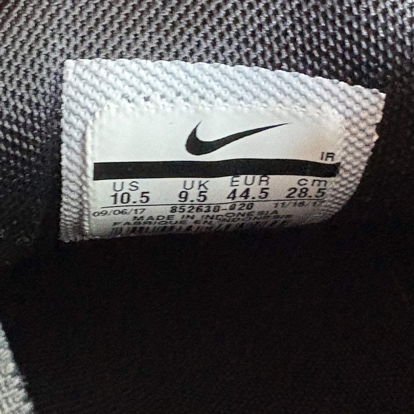 Nike air max plus TN taxi (UK9.5)