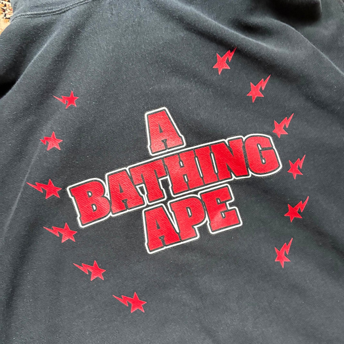 BAPE full zip graphic hoodie (L)