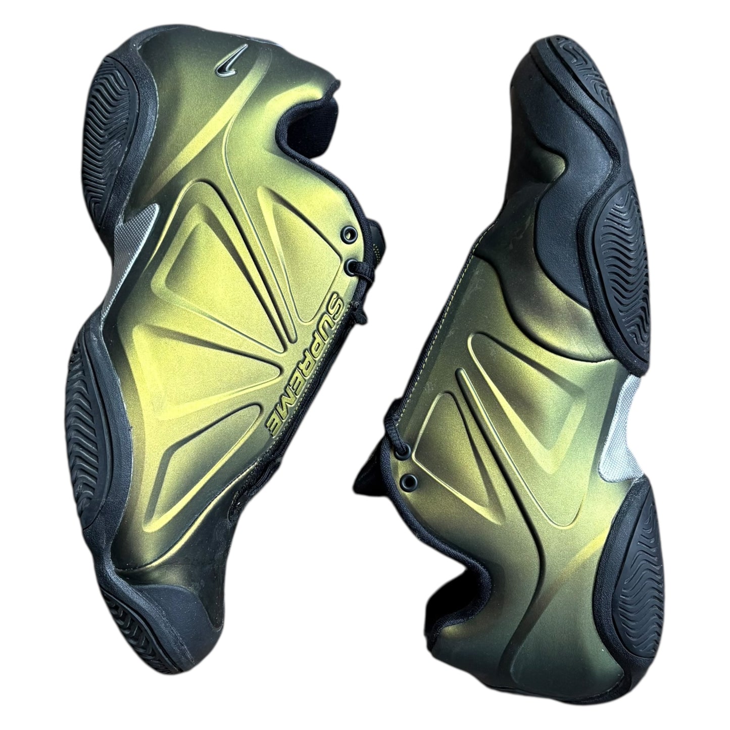 Supreme Nike metallic Court posite (UK9)