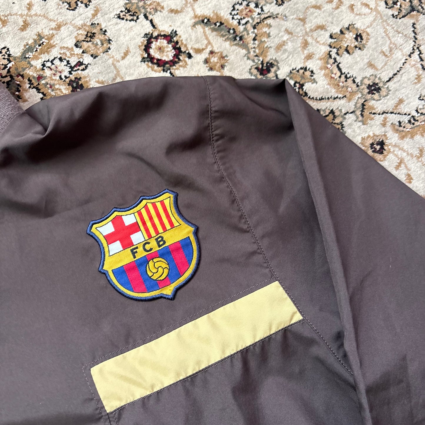 Nike brown barcelona track jacket (M)