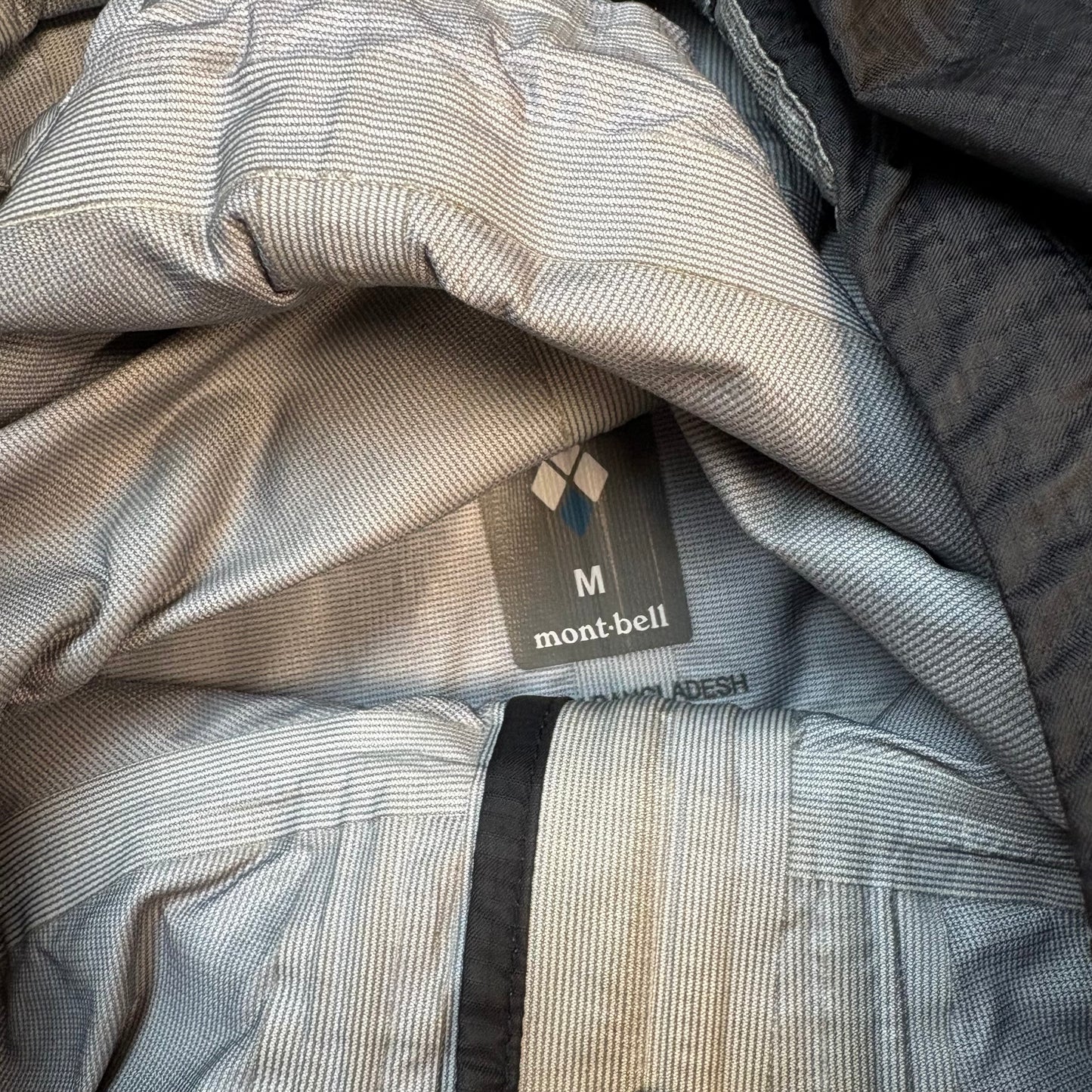 Montbell black waterproof shell jacket (M)