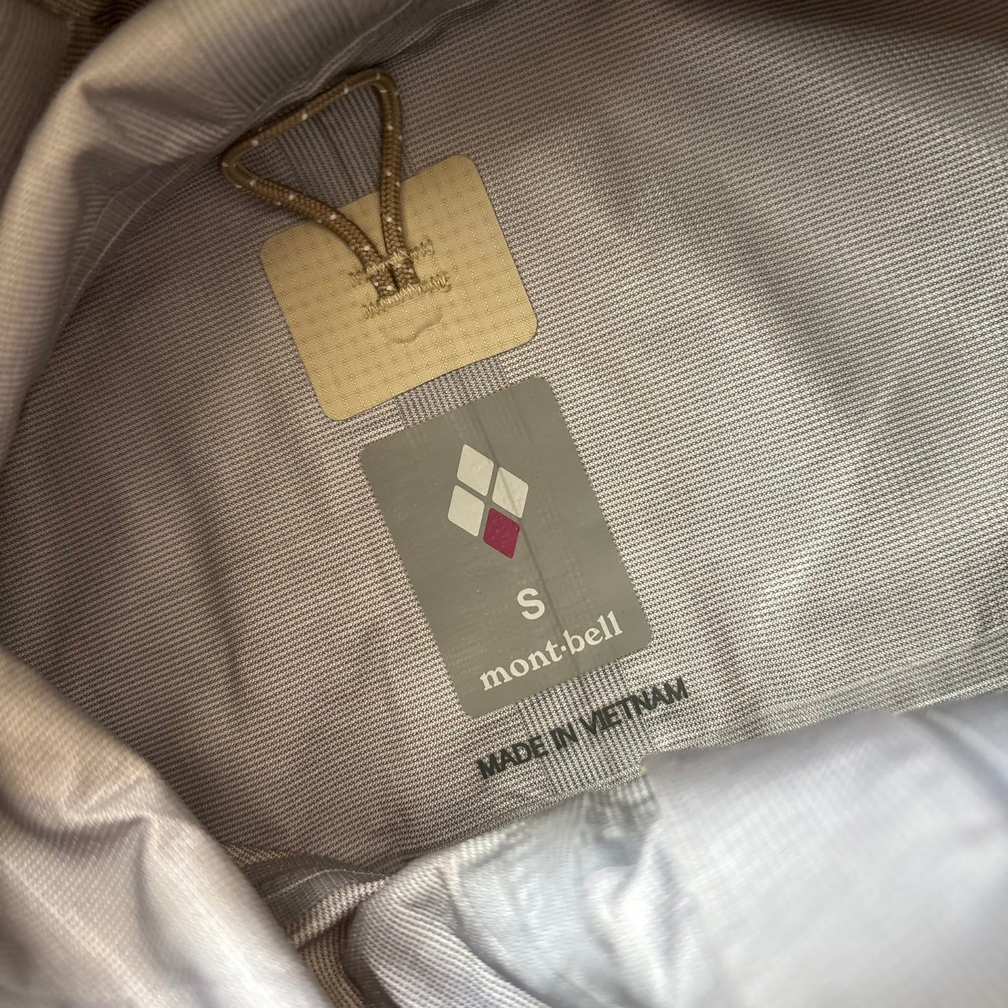 Montbell two tone cream shell jacket (S)