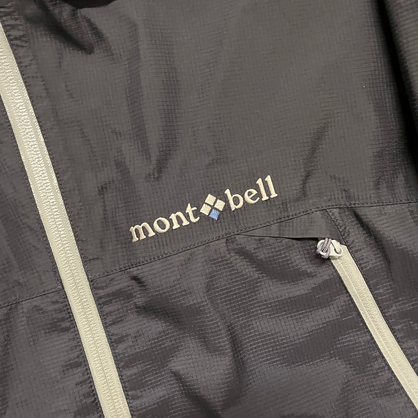 Montbell black / grey shell jacket (M)