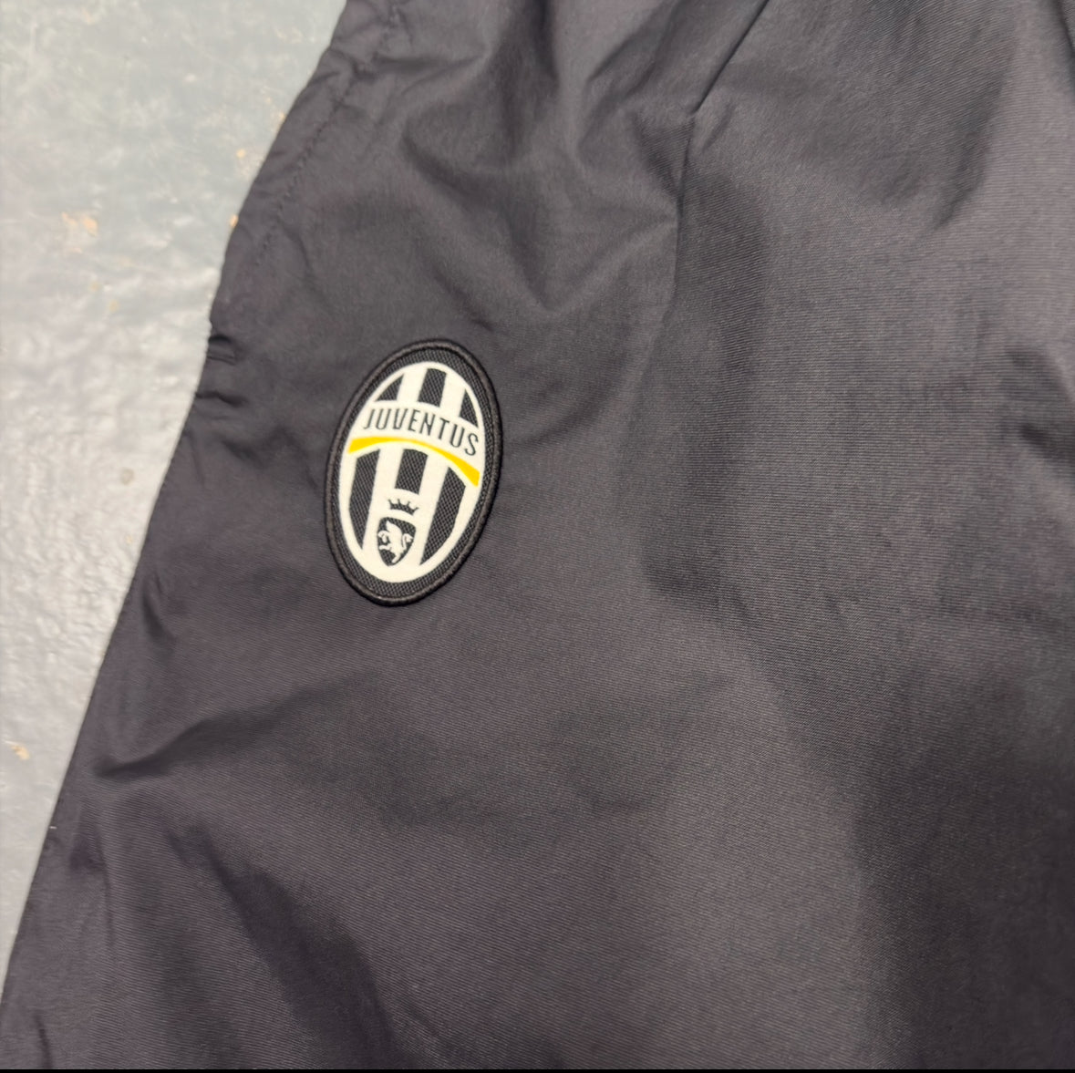 Nike Juventus black track pants (M)