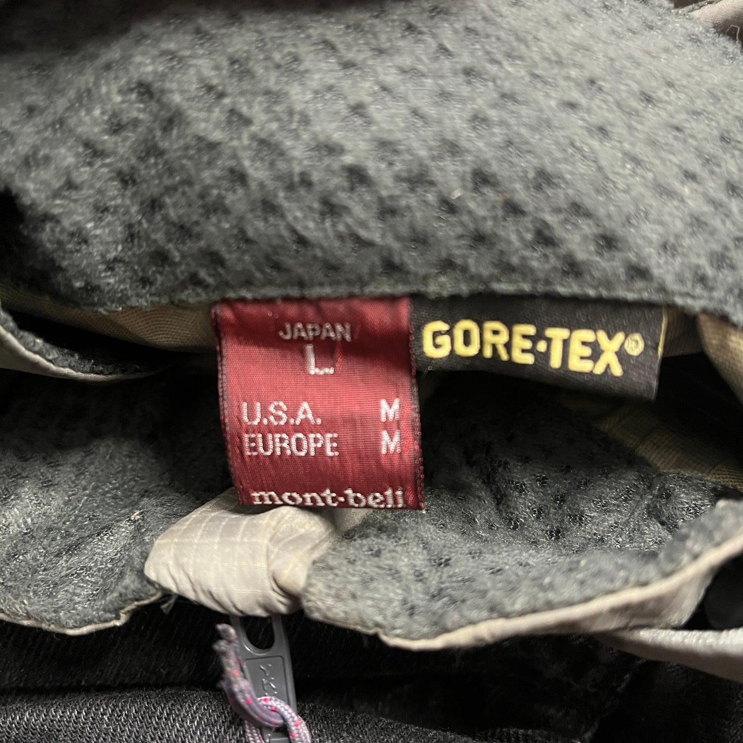 Montbell grey goretex shell jacket (M)