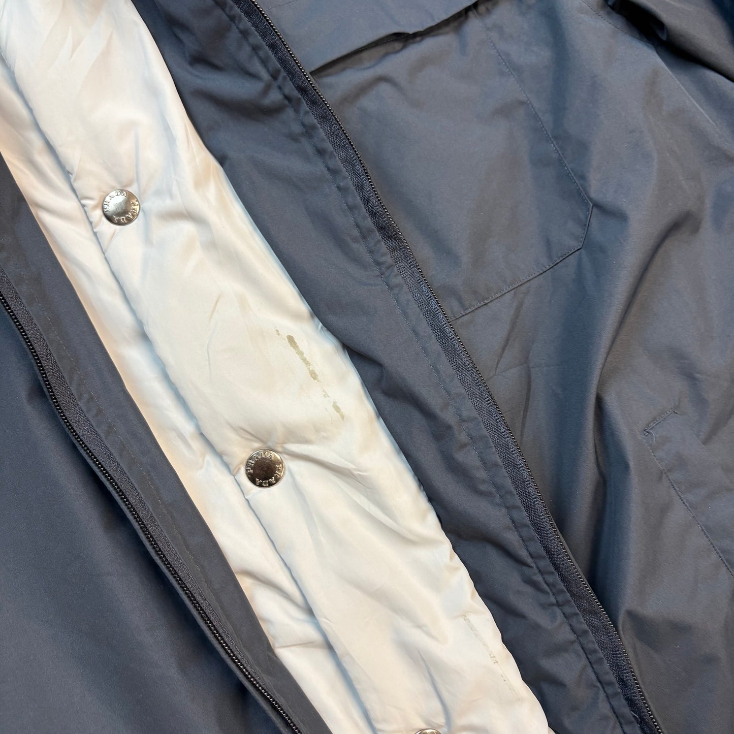 Prada navy goretex jacket with built in liner (XL)