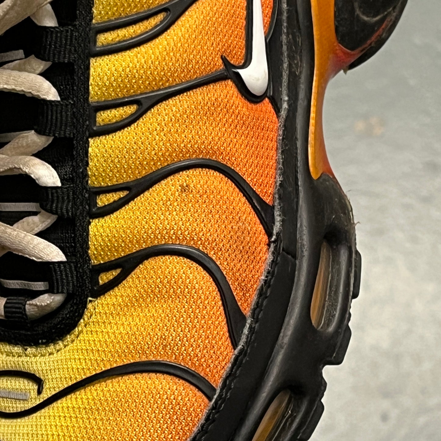 Air max plus TN tiger orange/black (UK6)