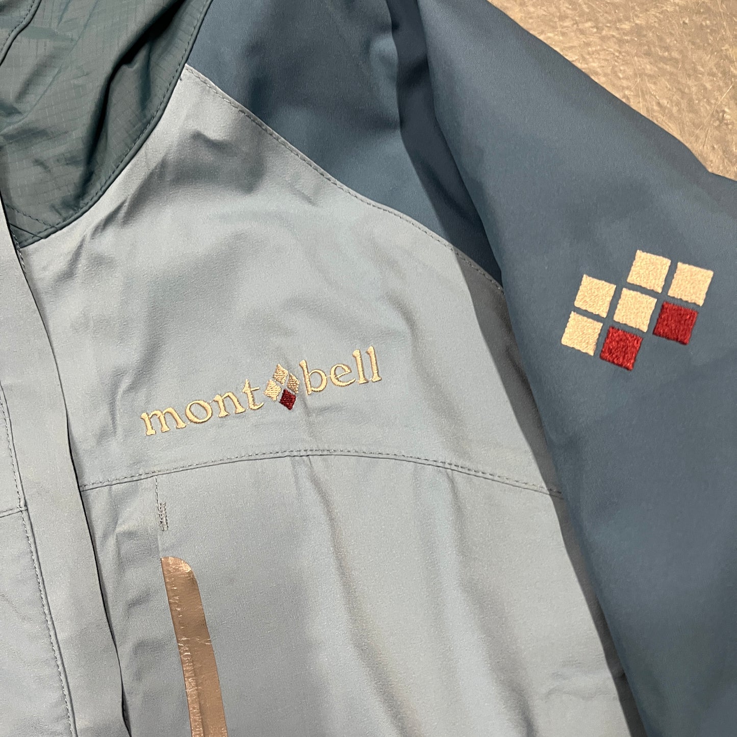 Montbell two tone blue hard shell jacket (S)
