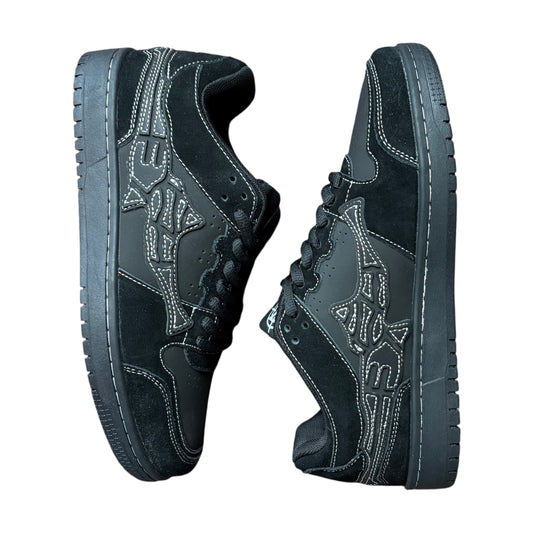 Vicinity Akimbo Low black (UK8.5)
