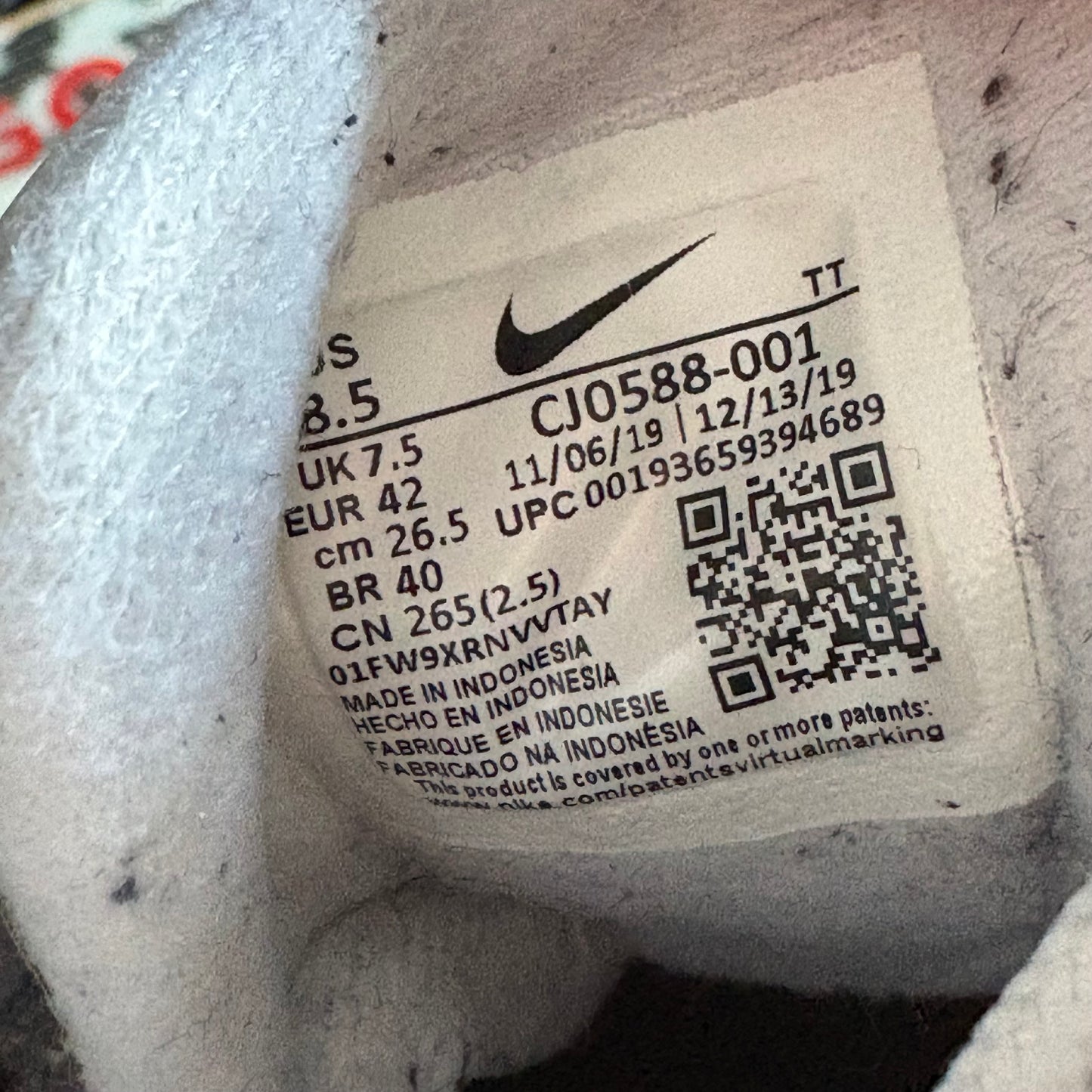 Nike air max 95 pink foam (UK7.5)