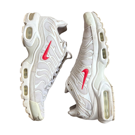 Nike Supreme TN white (UK8.5)