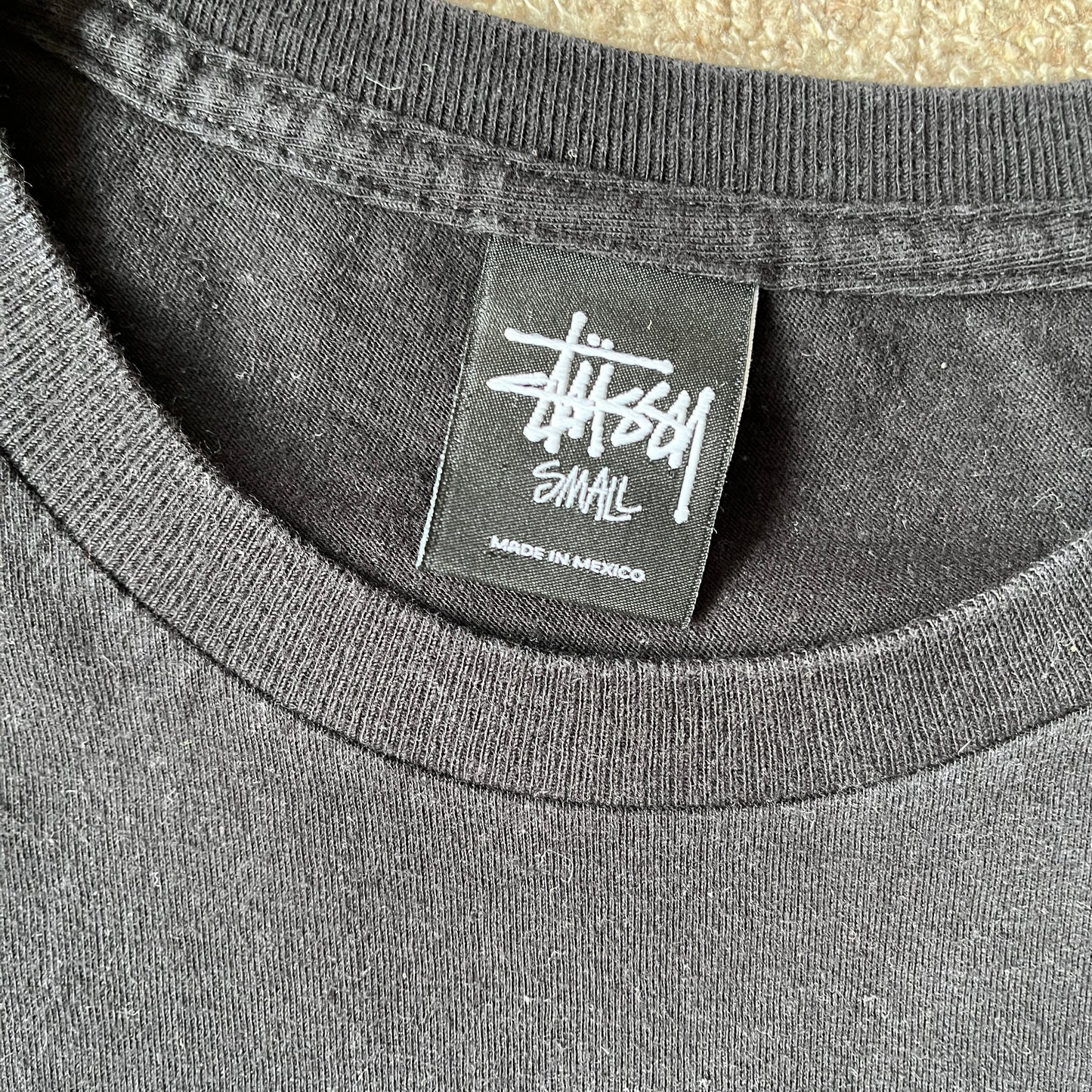 Stussy black spellout tee (S)