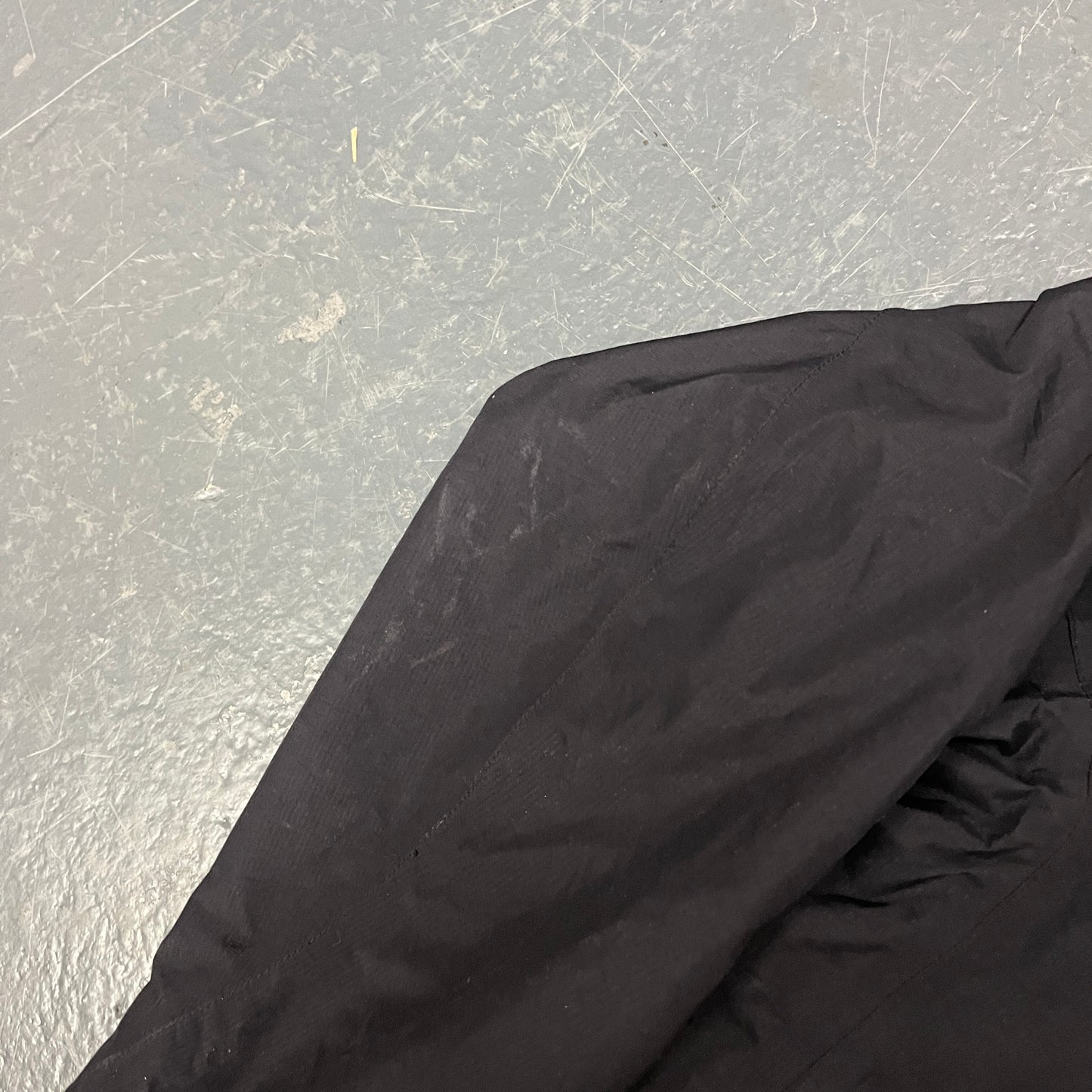 Montbell black shell jacket (S)