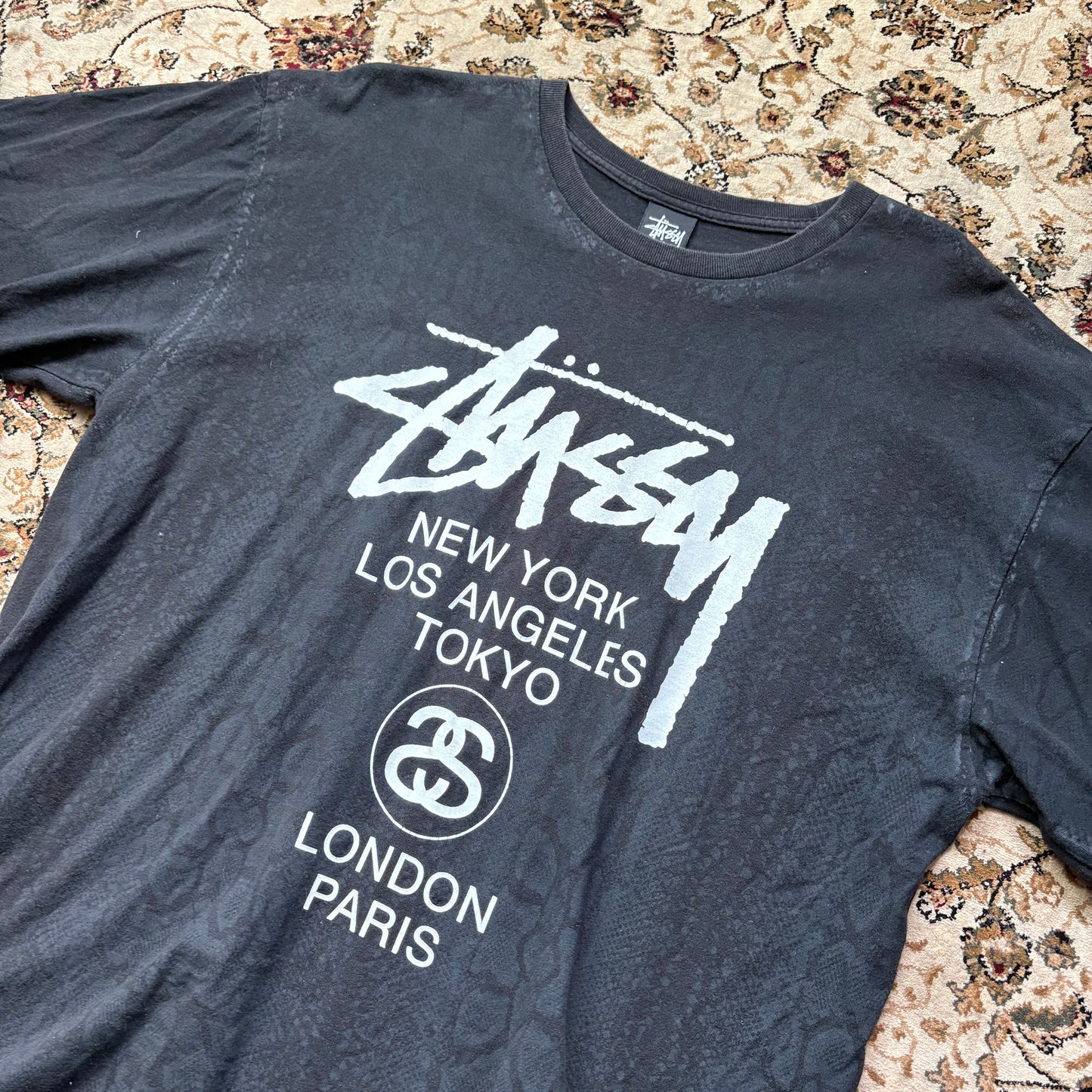 Stussy world tour black snakeskin tshirt (XL)