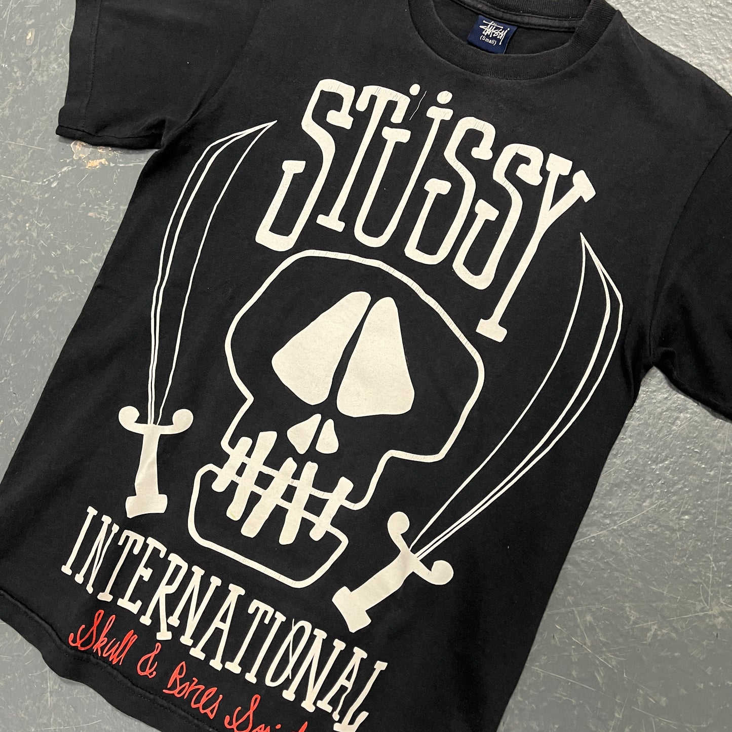 Stussy black international skull tee (S)