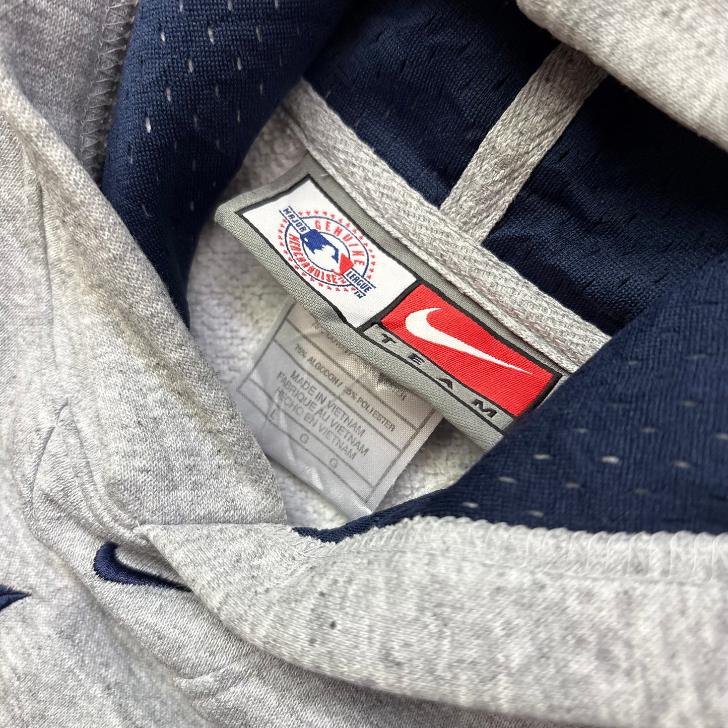 Nike Yankees centre swoosh grey hoodie (L)