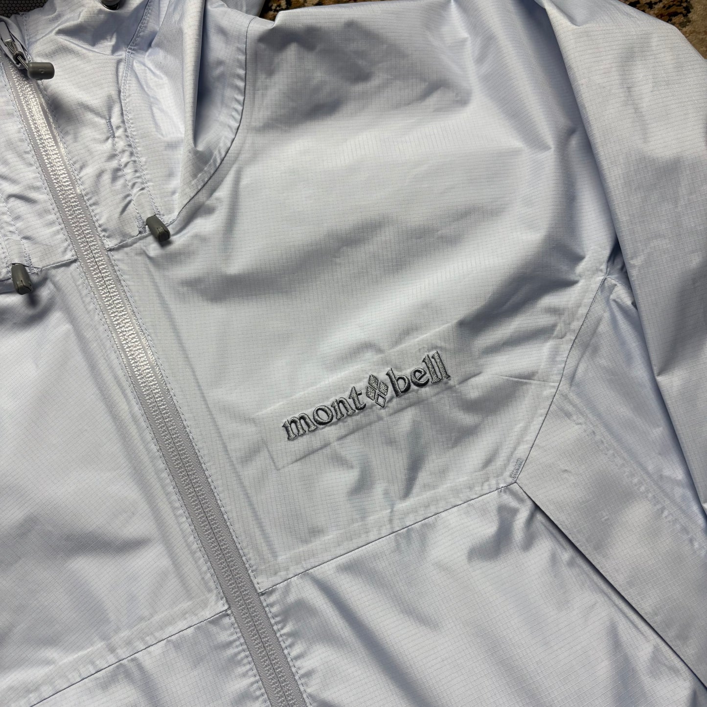 Montbell ice white waterproof shell jacket (M)