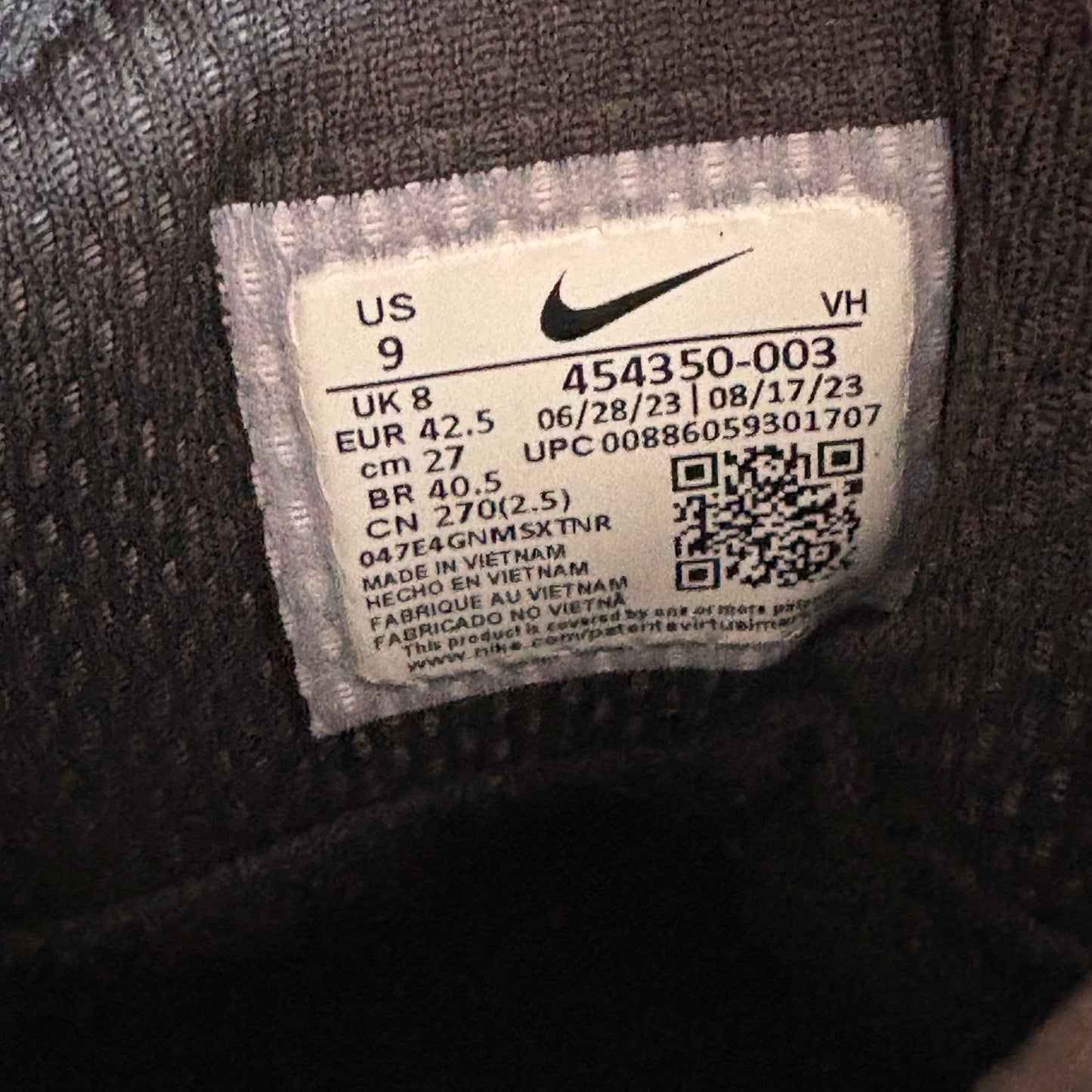 Nike Manoa black boot (UK8)
