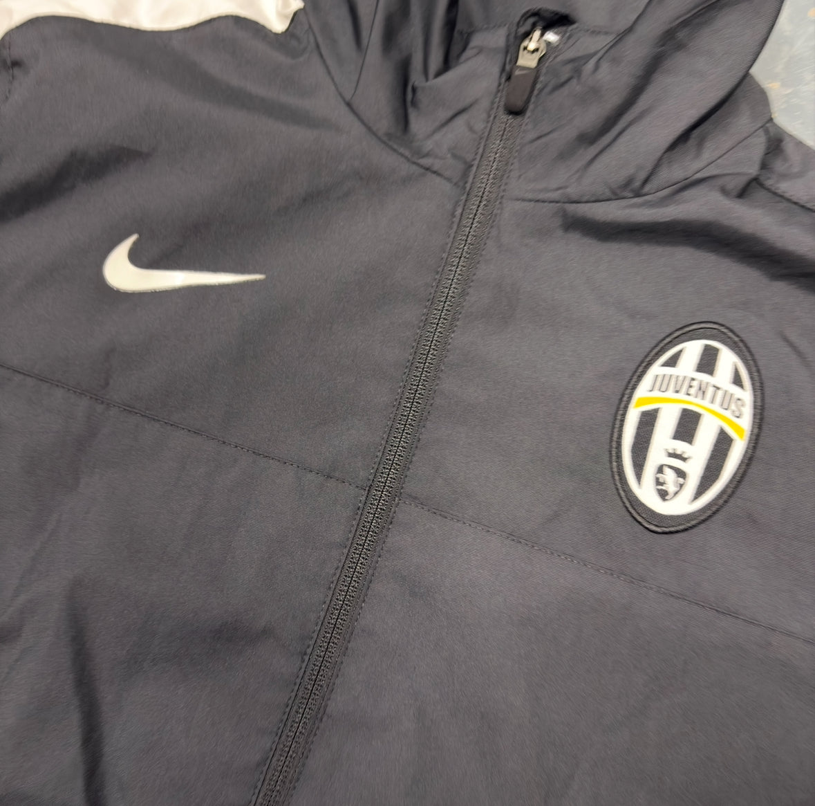 Nike Juventus track jacket (M)