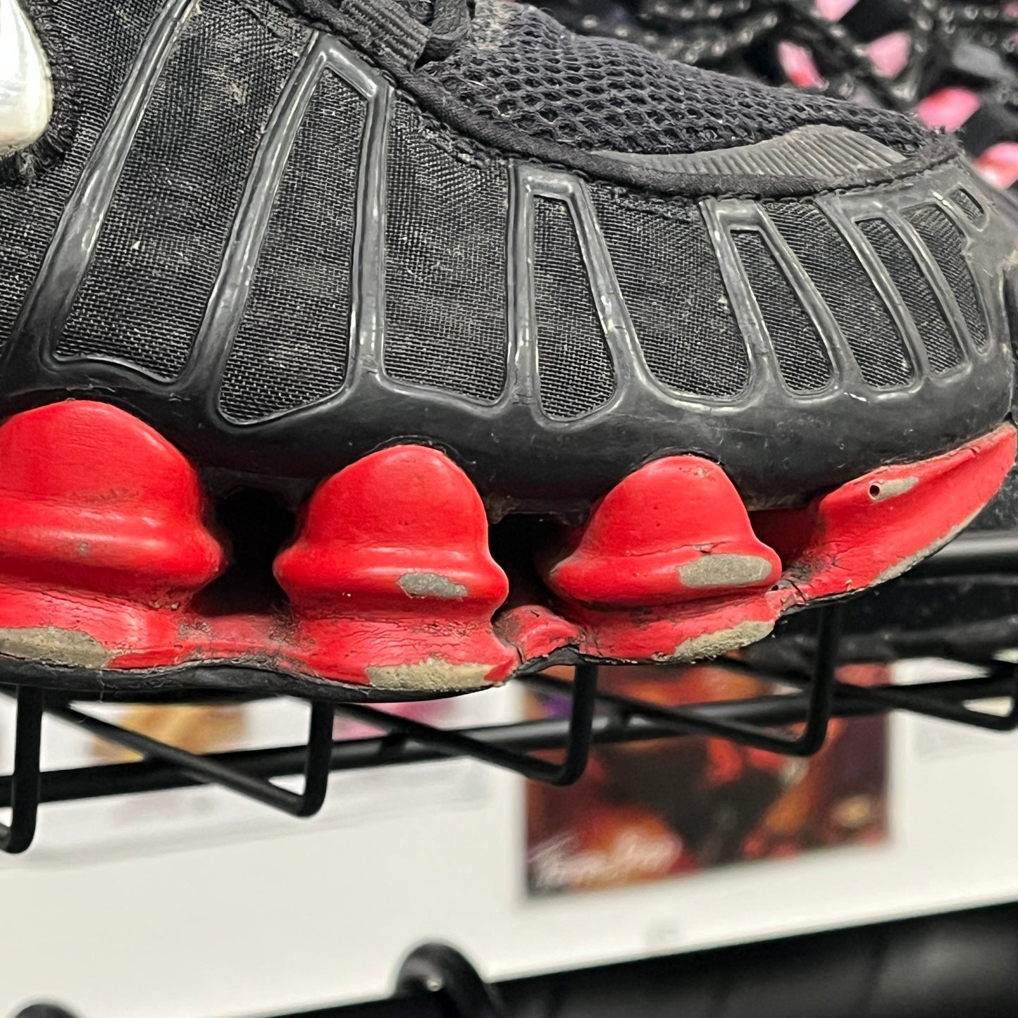 Nike skepta shox TL black / red (UK8.5)