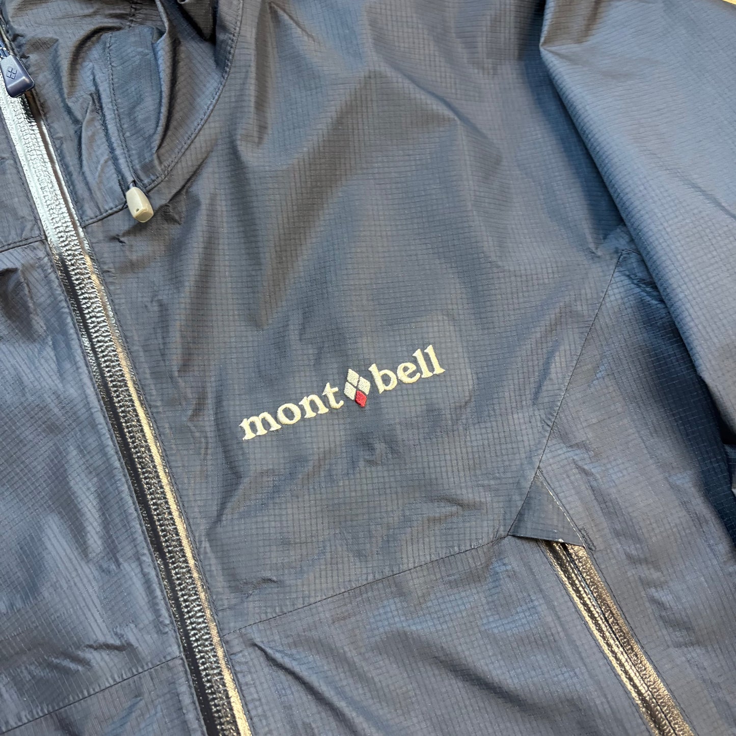 Montbell navy blue GoreTex shell jacket (XS)