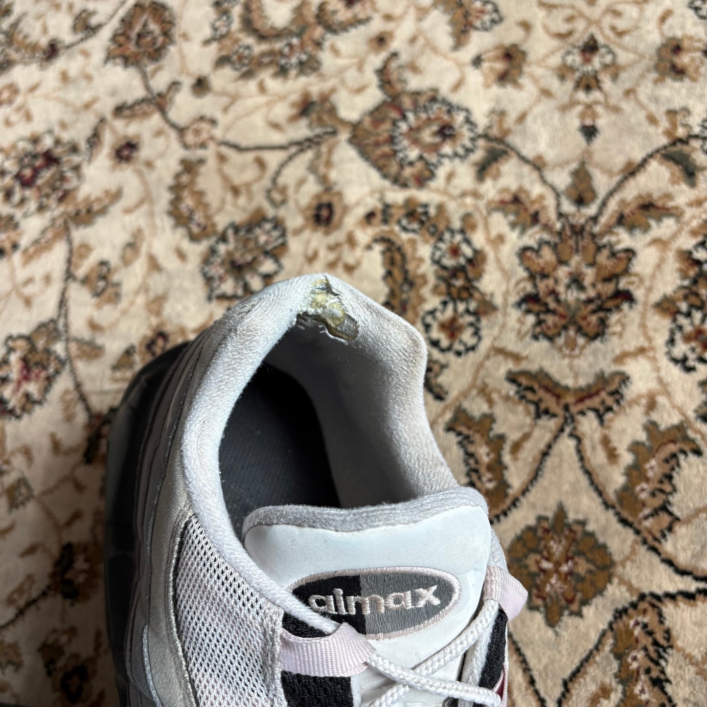 Nike air max 95 pink foam (UK10)