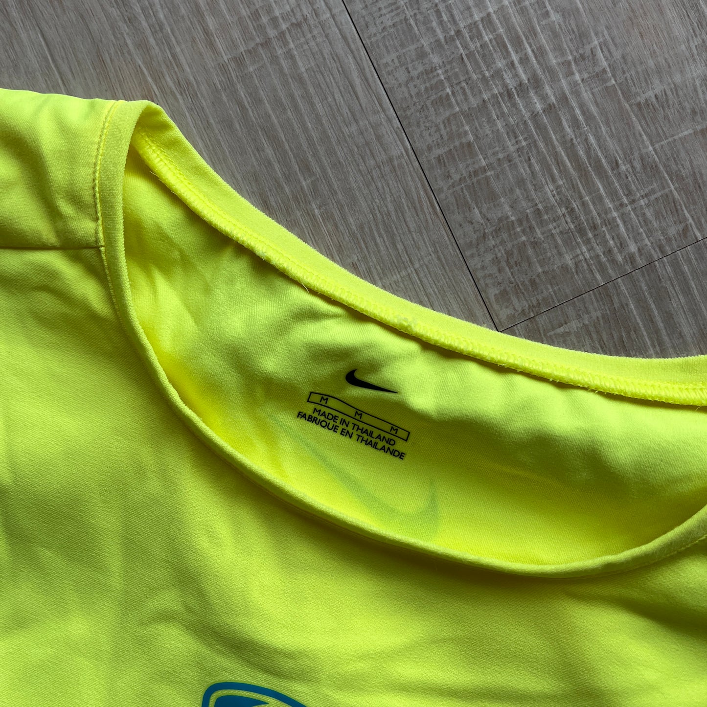 Nike 90s yellow training top (M)