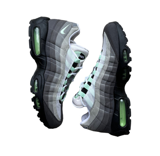 Nike air max 95 fresh mint + air max 90 OG pink BNWT