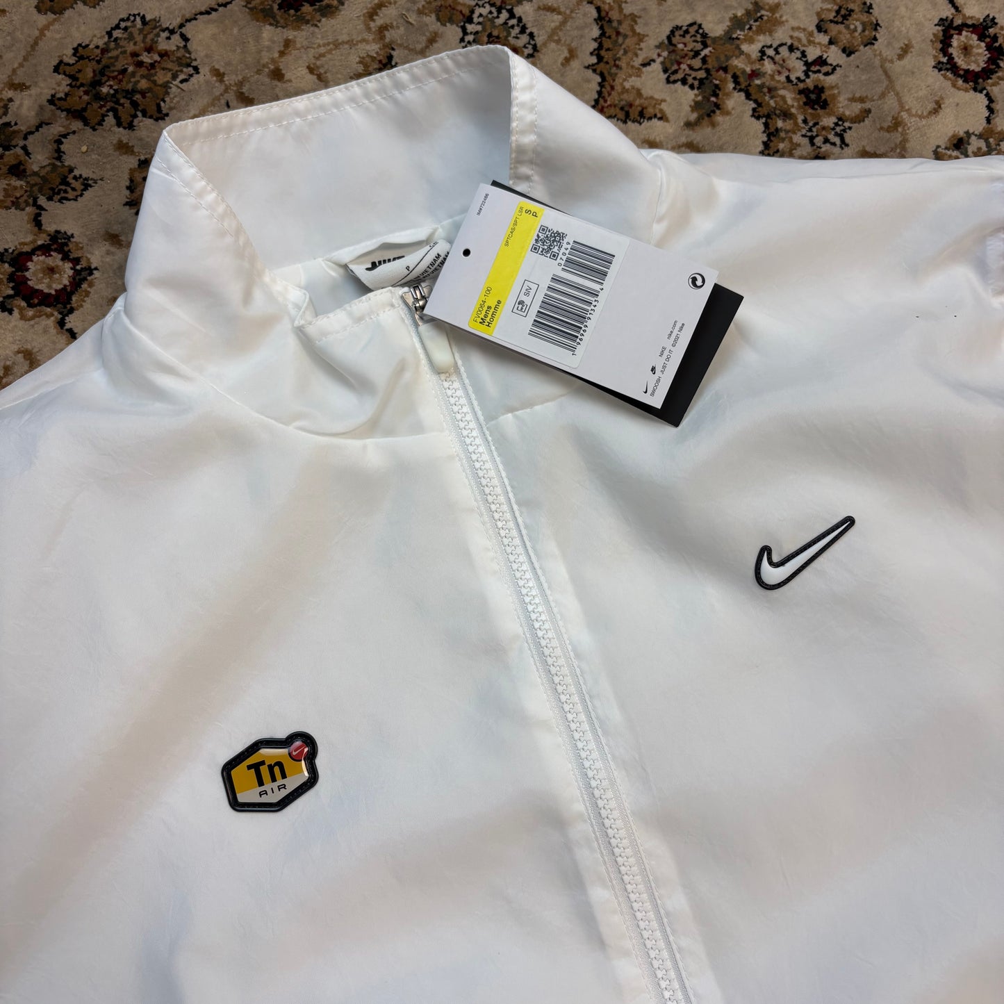 Nike TN white track jacket BNWT (S)