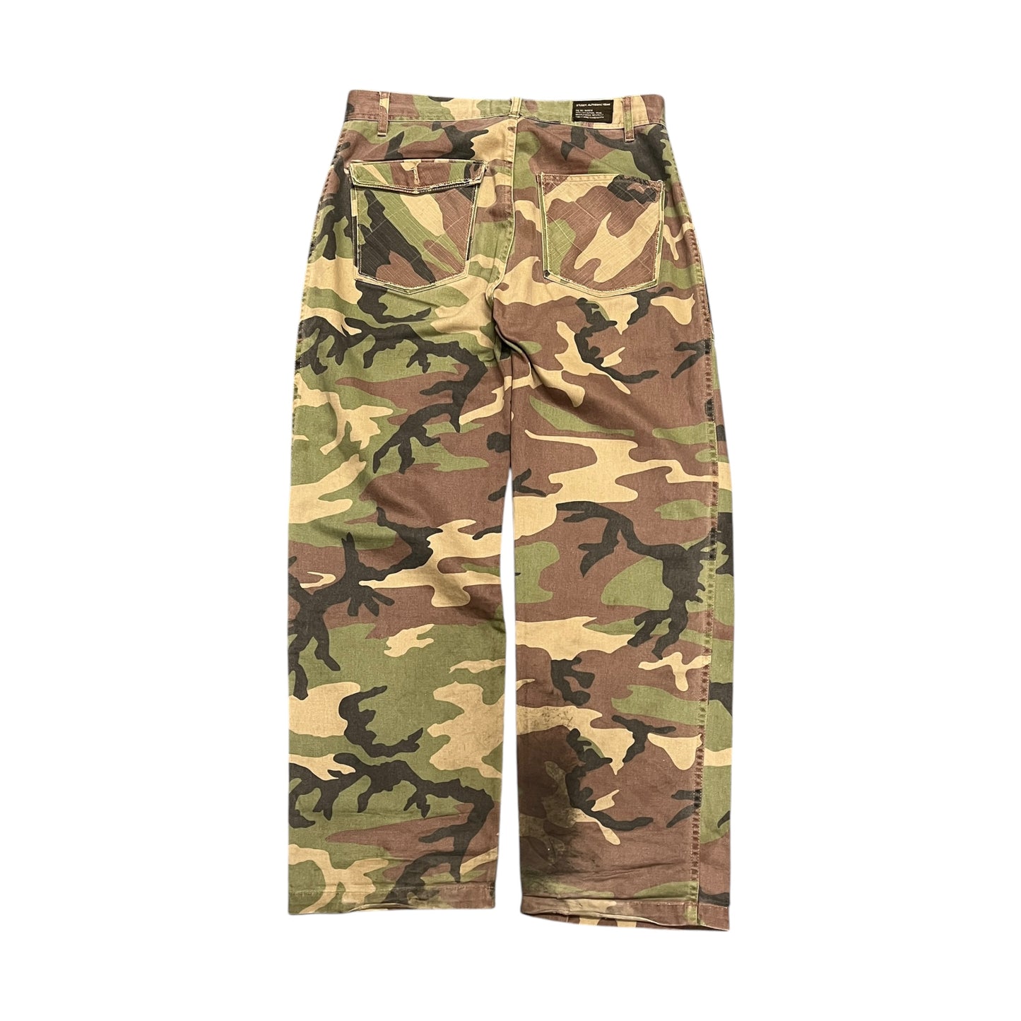 Stussy camo print cargo trousers (W34”L29”)