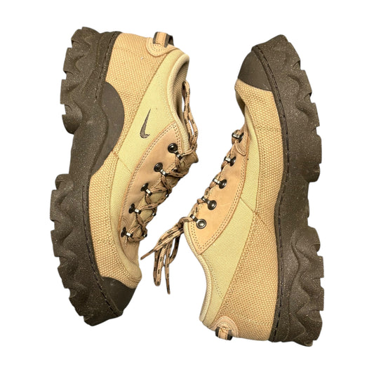 Nike lahar low beige/brown (UK8)