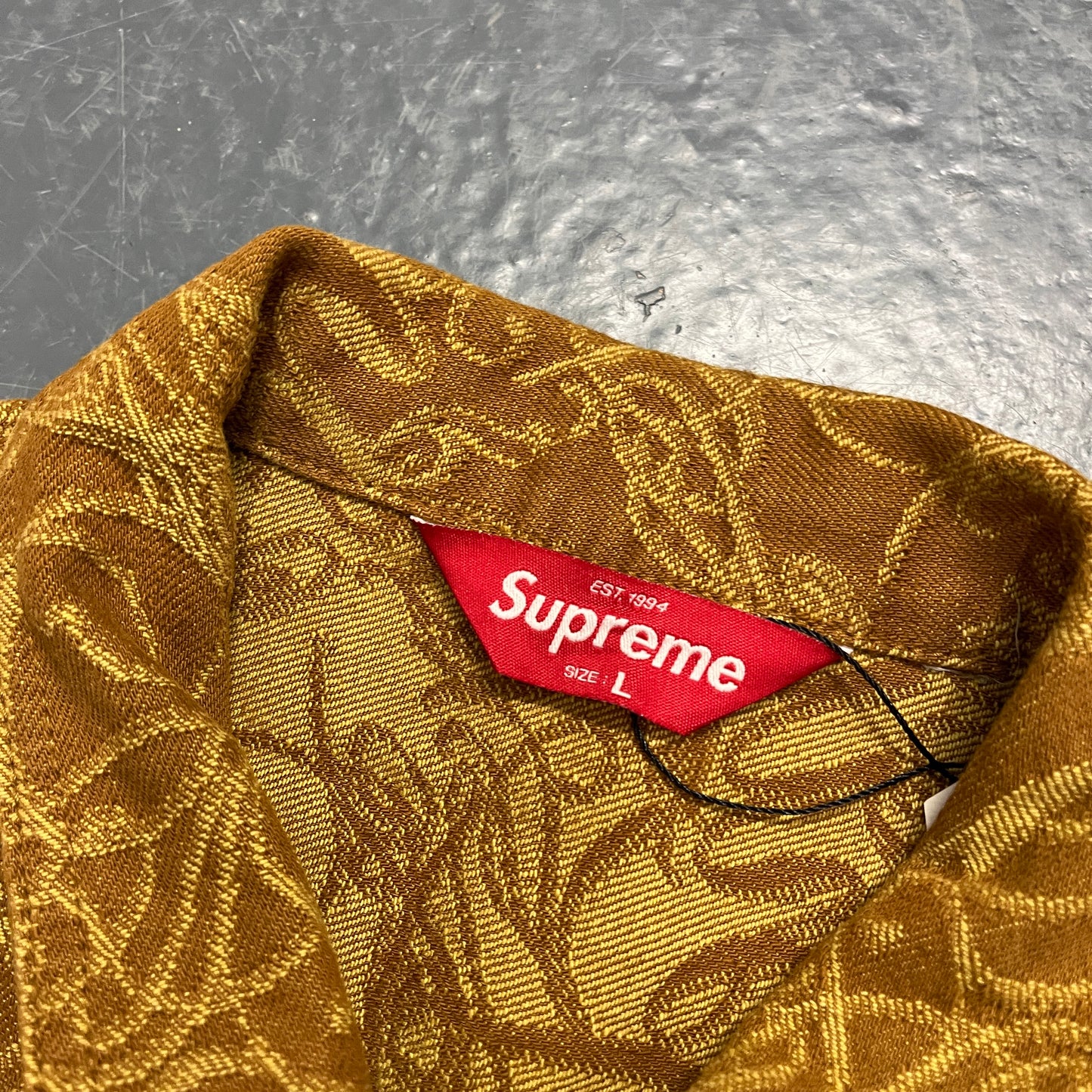 Supreme script jacquard denim jacket (L)