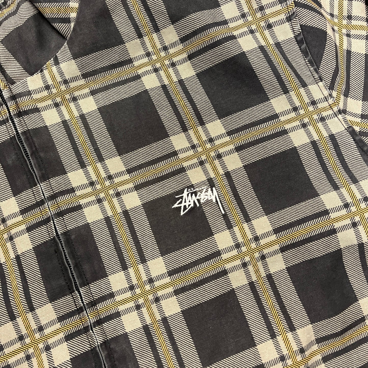 Stussy check zipup jacket (L)