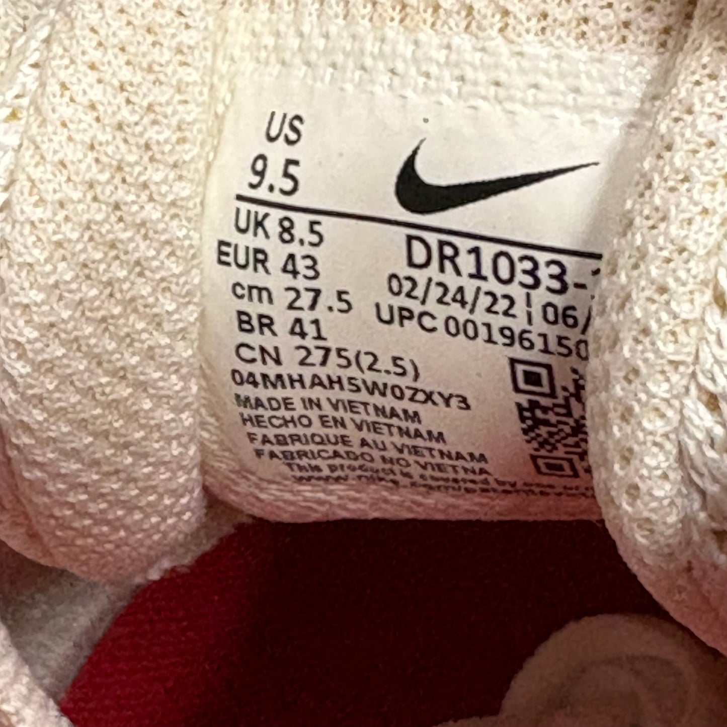 Supreme air max 98 white (UK8.5)