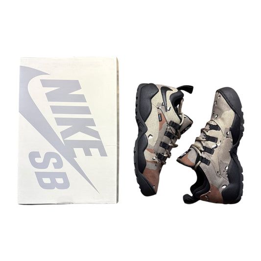 Supreme X Nike SB darwin low desert camo (UK9.5)