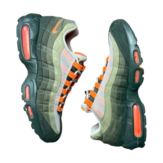 Nike air max 95 total orange (UK7)