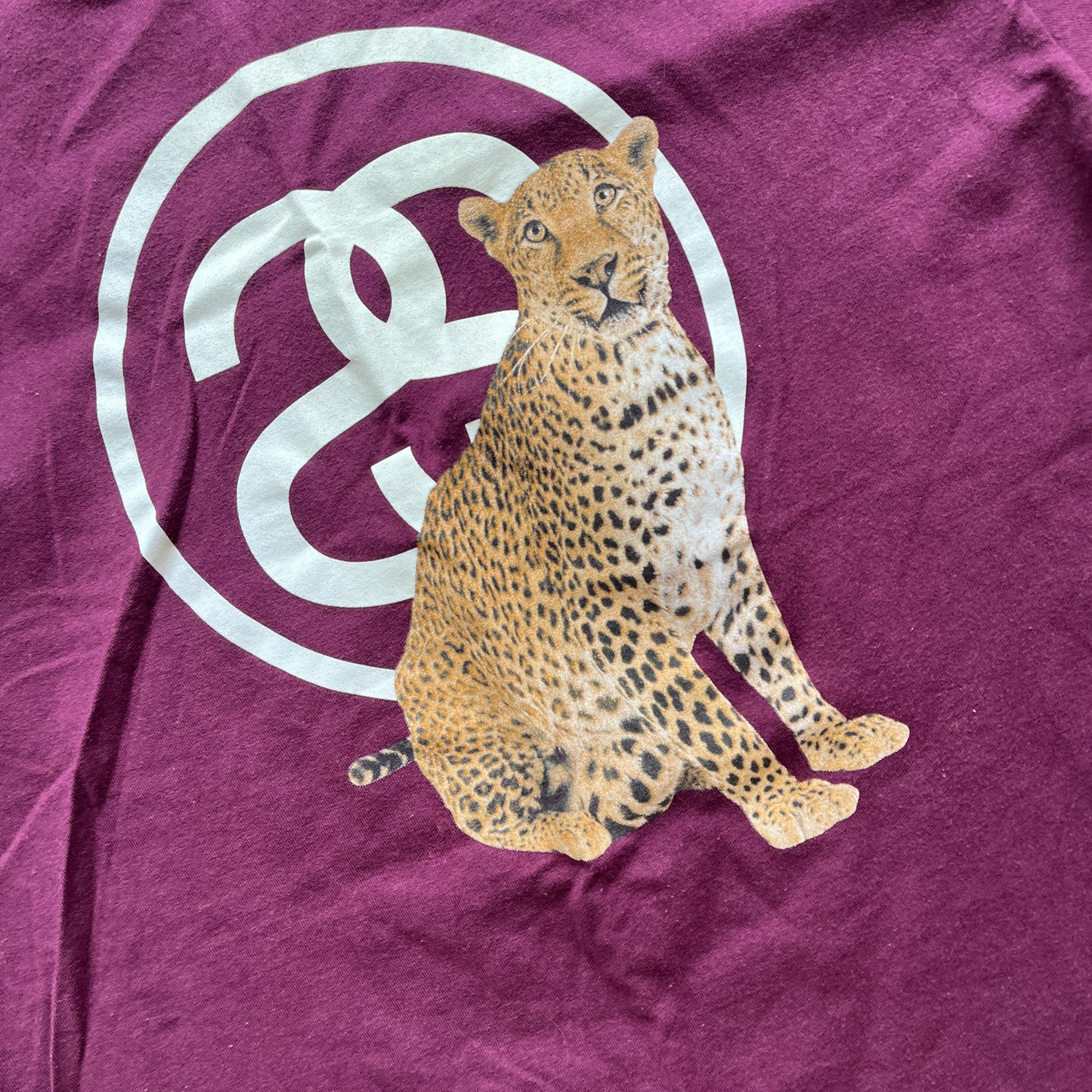 Stussy burgundy graphic leopard print tee (M)