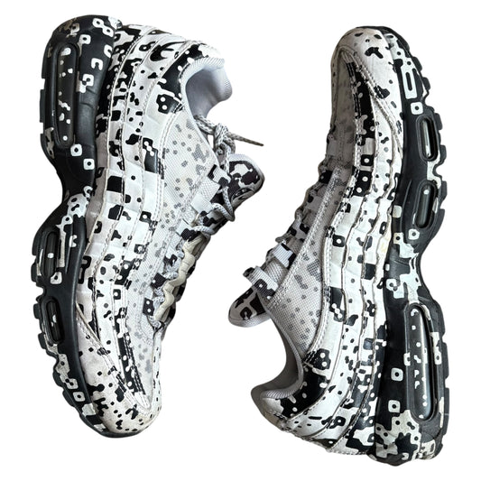 Nike air max 95 Cav empt black and white (UK9.5)
