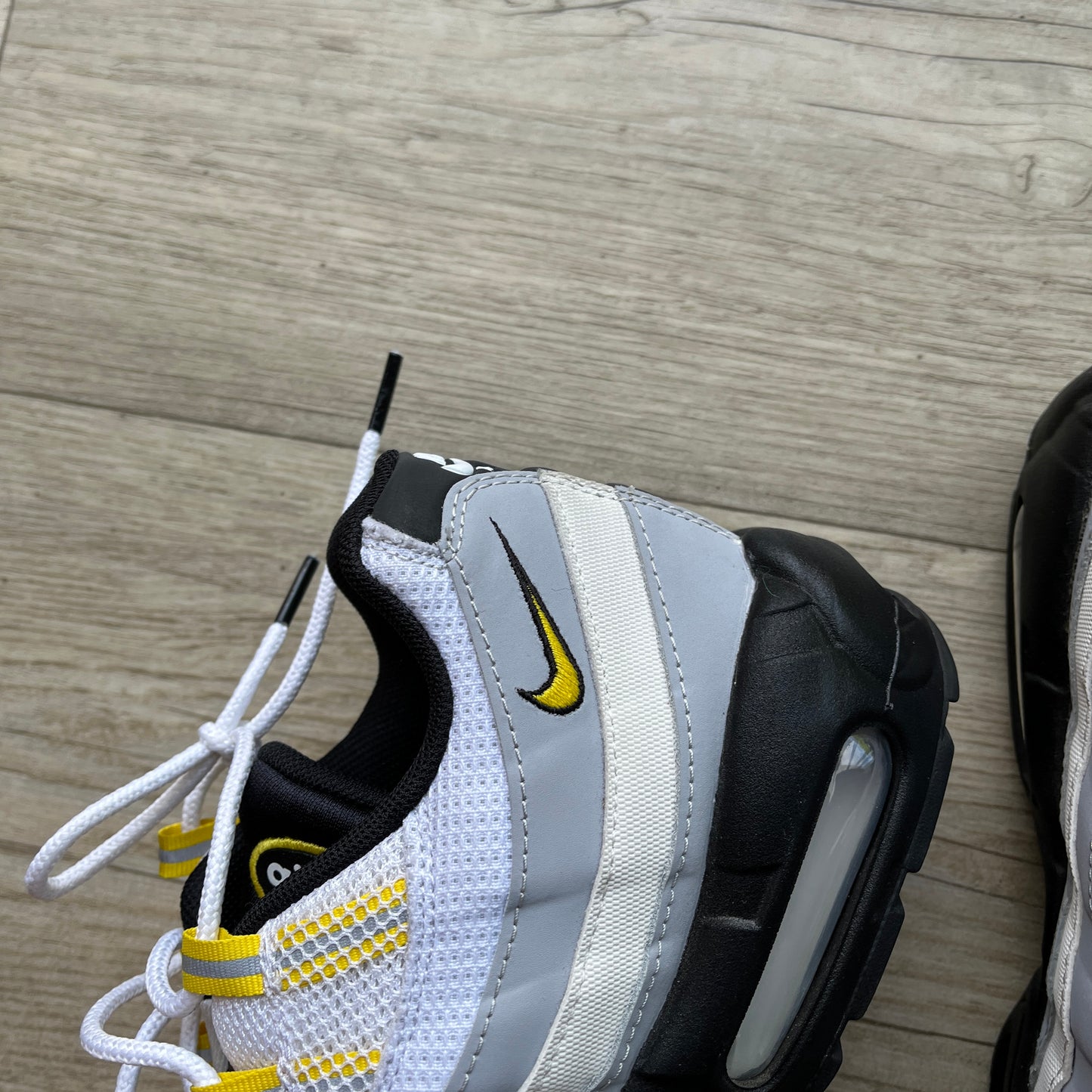 Nike Air max 95 tour yellow (UK10)